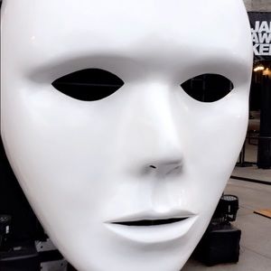 Meet your Posher, Mauro